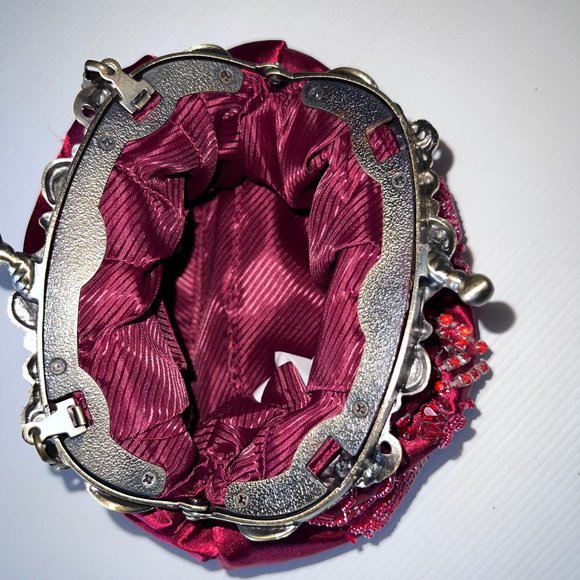 Red Vintage Style Clutch Wristlet Bag With Beads & Gems Detail - Picture 9 of 10